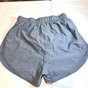 EUC Nike Women’s Dri Fit size XS Gray Athletic Running Shorts 3” Inseam